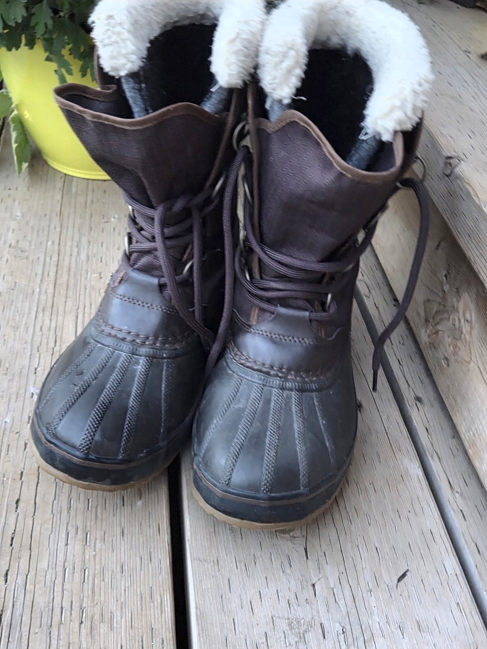 Sorel Men Brown and Black Insulated Lace-Up Snow Boots